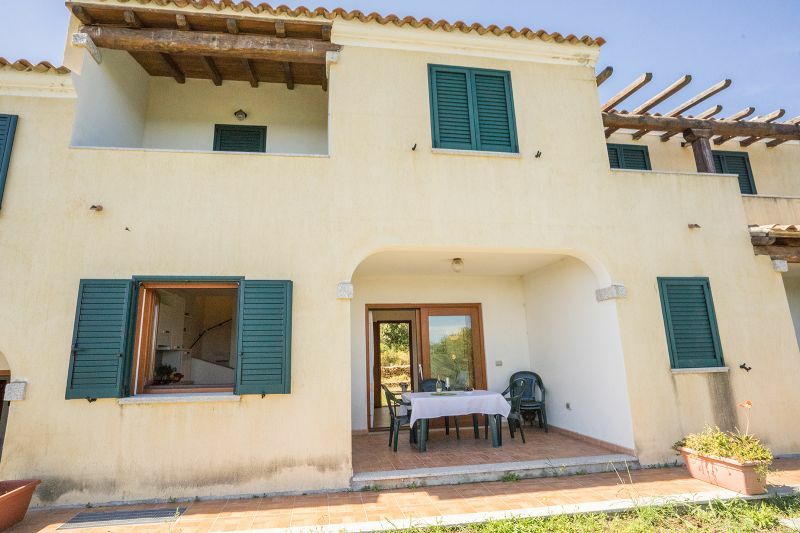 Attractive townhouse with sea views - No. 108/2