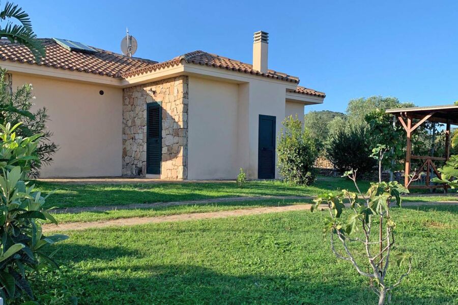 Holiday house on the outskirts of the village with sea view - No. 110