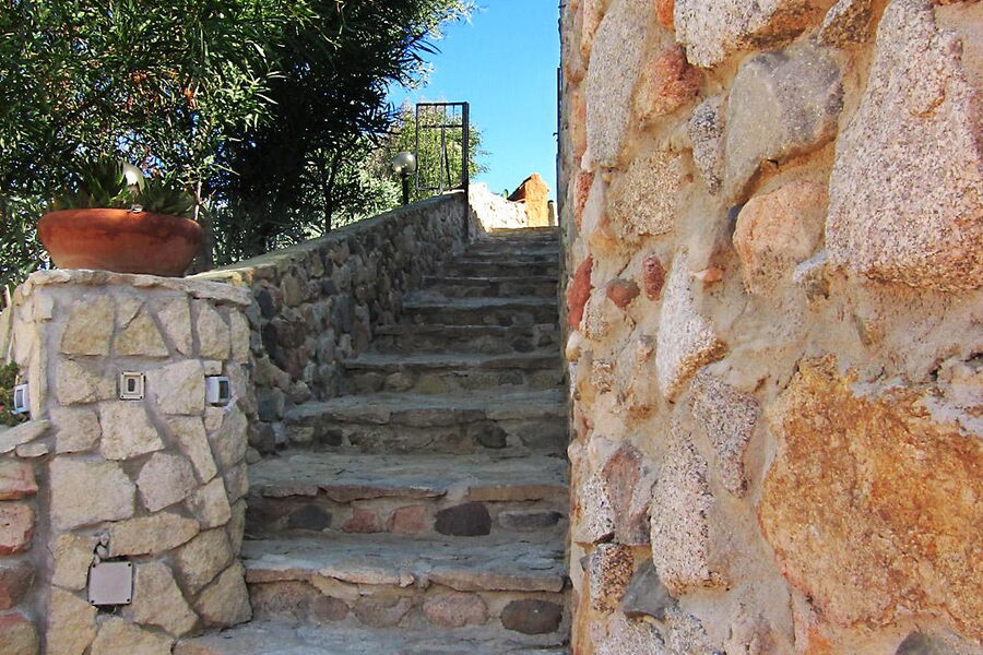 House on the Sea Cliff I - No. S205b