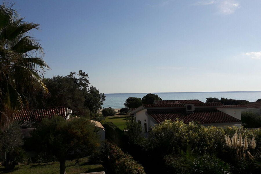 House with a Rooftop patio in dream location - No. S410