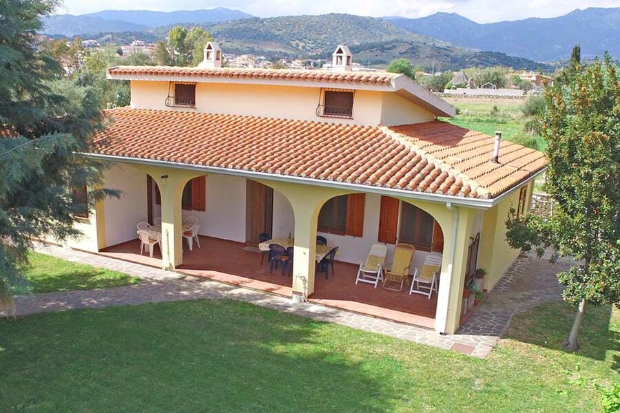 Country House Villa in pasture landscape - No. 650