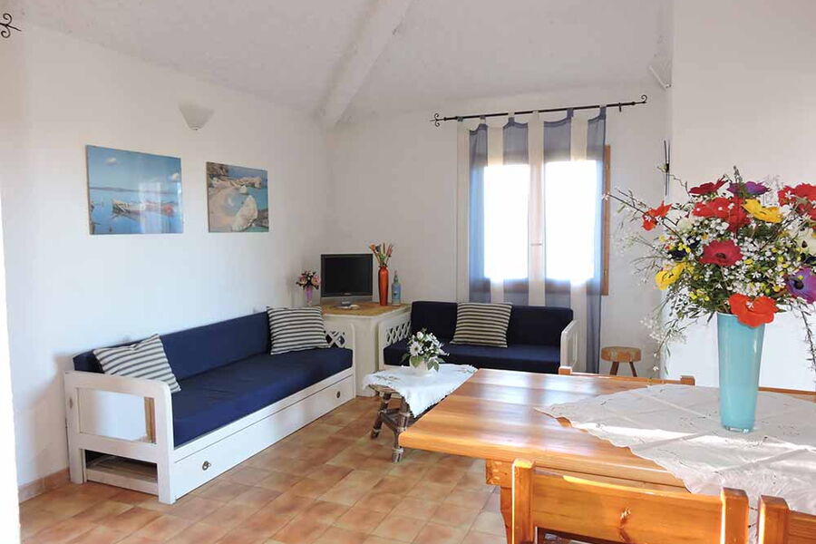 Affordable Holiday - No. 155C