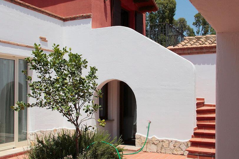 Tower villa with Pool - No. S483