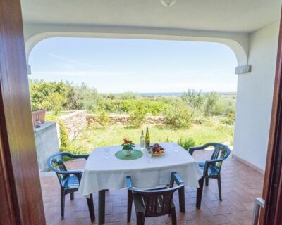 Attractive townhouse with sea views - No. 108/1