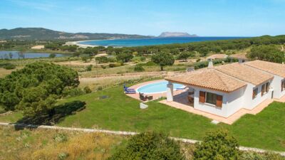 House with pool in Gallo di Gallura at Budoni beach
