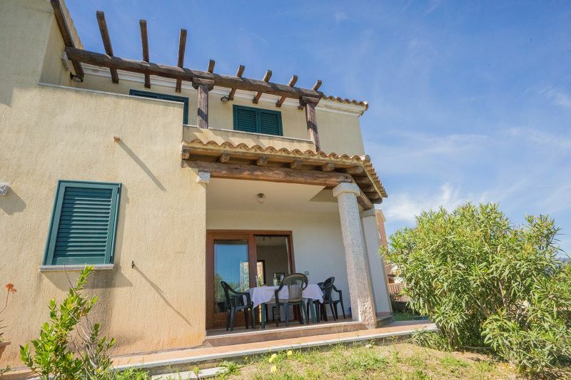 Attractive townhouse with sea views - No. 108/3