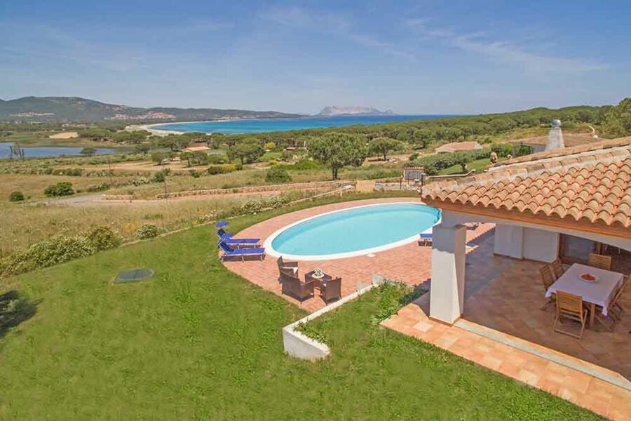 Gallo di Gallura Pool and Panorama Villa - No. 177/18