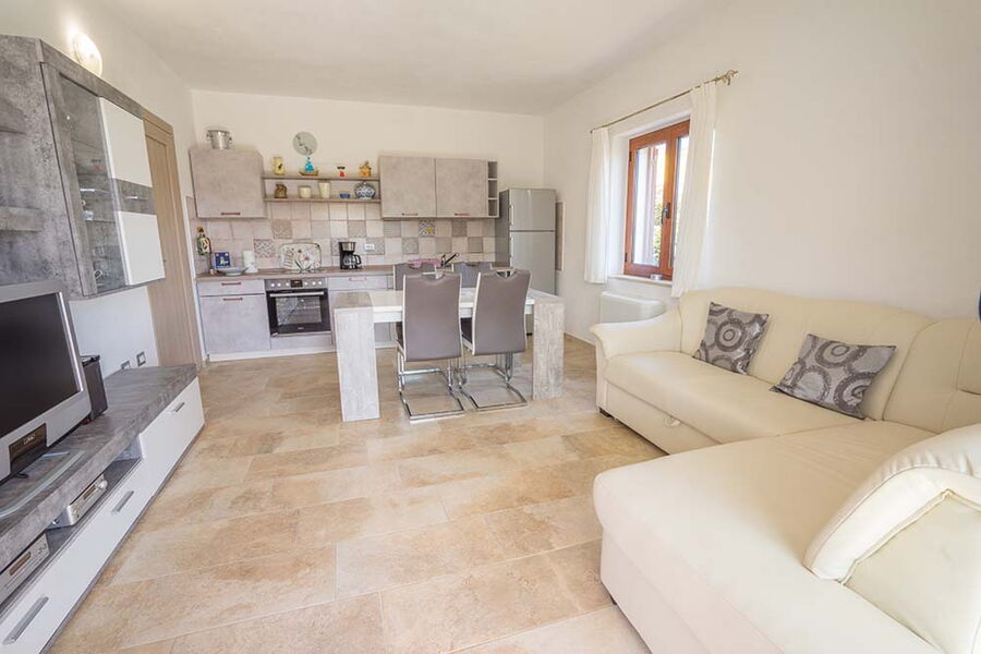 Beautiful and affordable apartment on the beach - No. 141A