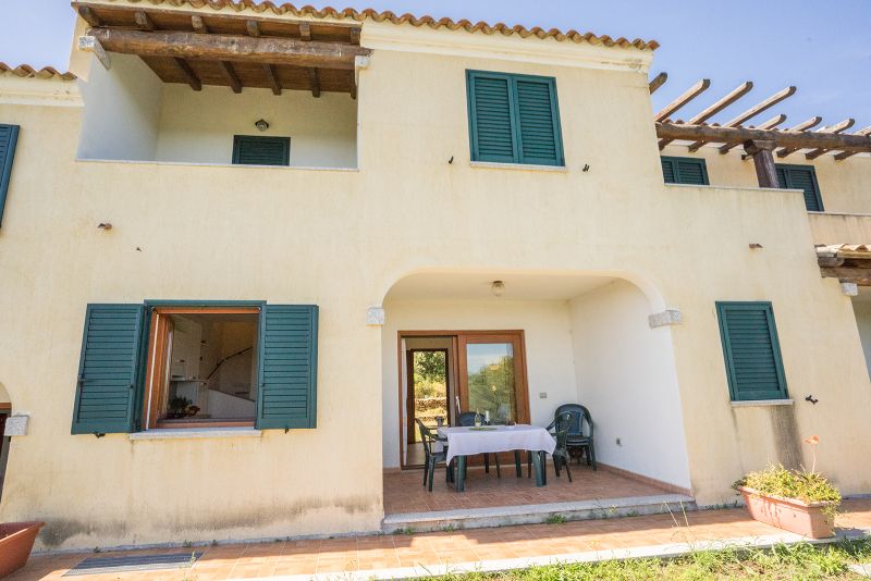 Attractive townhouse with sea views - No. 108/2